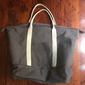 EUC Lo and Sons Catalina Weekender in Thistle